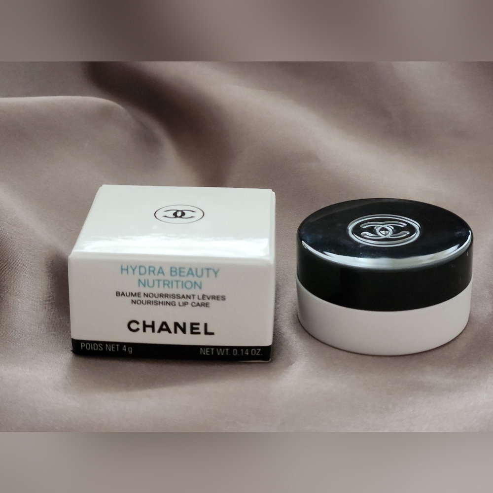 CHANEL HYDRA BEAUTY NUTRITION Lip care